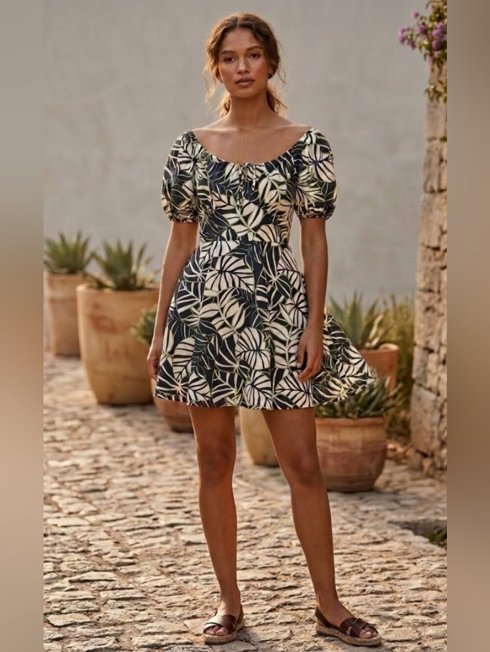 NWT Japna Mini Dress Smock Back Puff Sleeves Black and Cream Tropical-Leaf Large